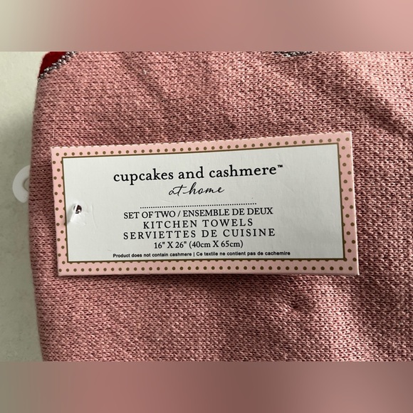 NWT Cupcakes & Cashmere/ Set of 2/ Heart kitchen towels/ Red & pink/ Glittery - Picture 5 of 5